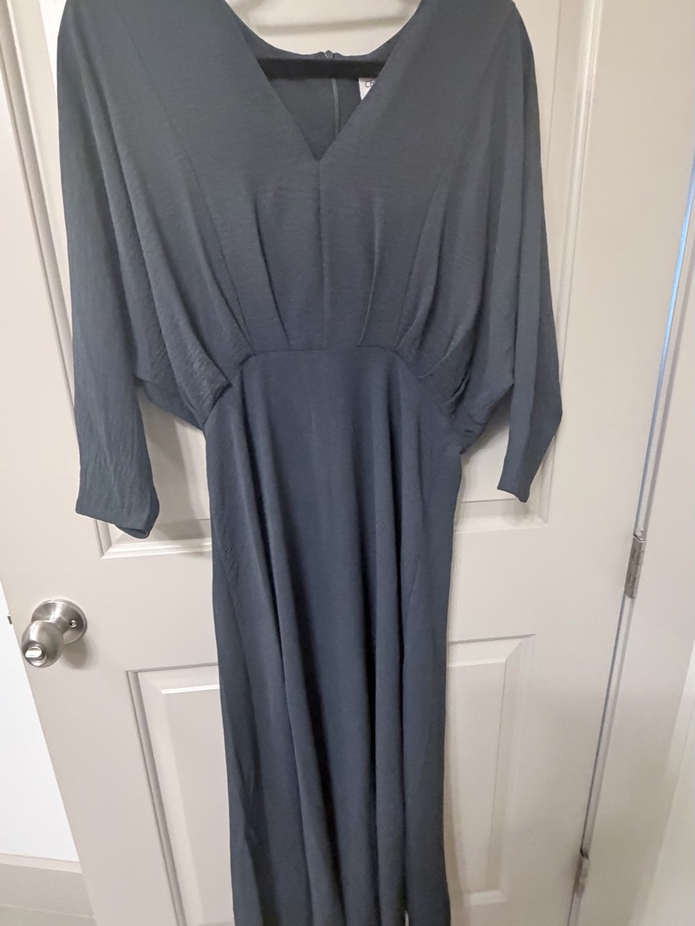 Women’s Slate Gray V-Neck Midi Dress with Batwing Sleeves